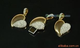 供應(yīng)上海市珠寶心型U盤 高貴大方，彰顯您的身份